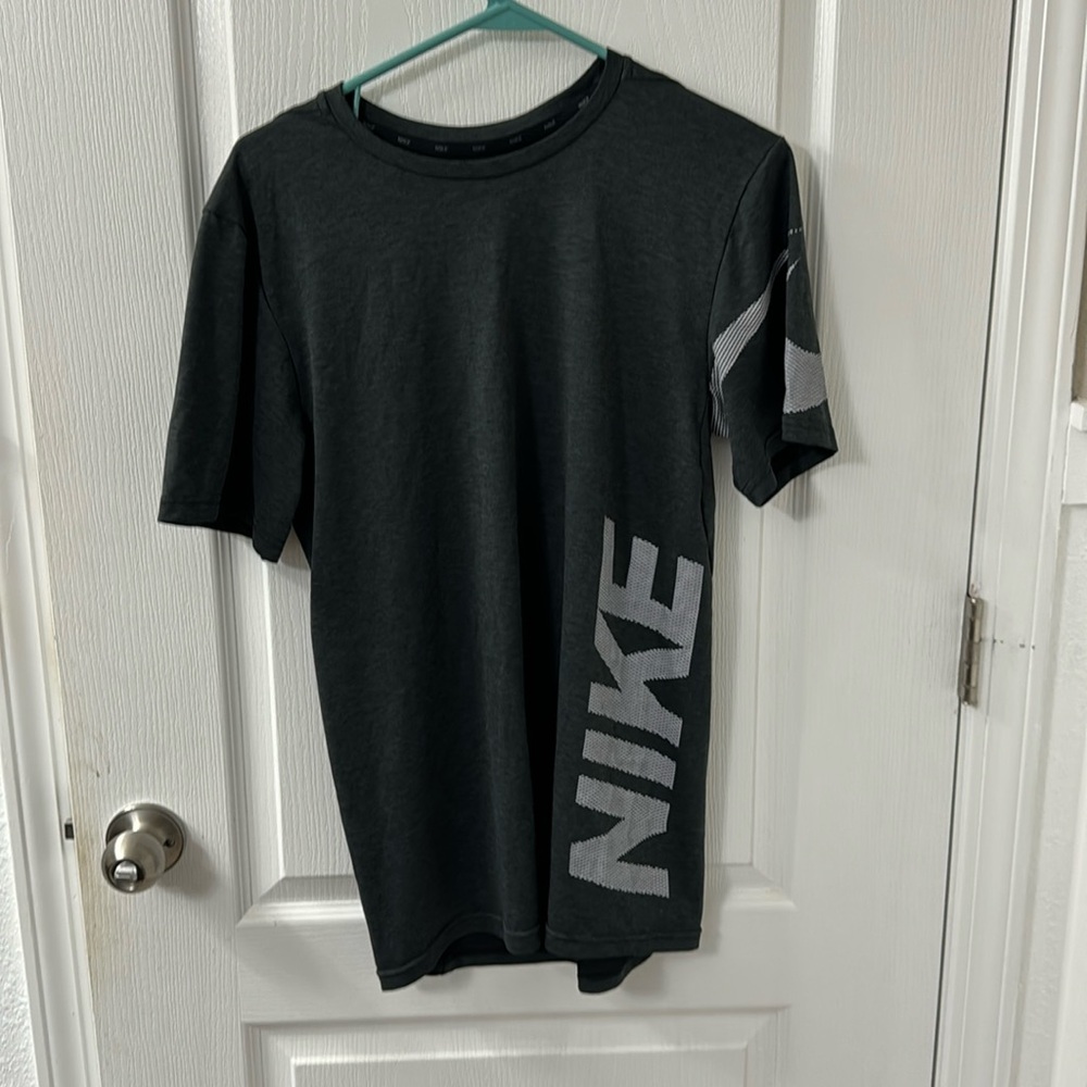 Nike T-shirt